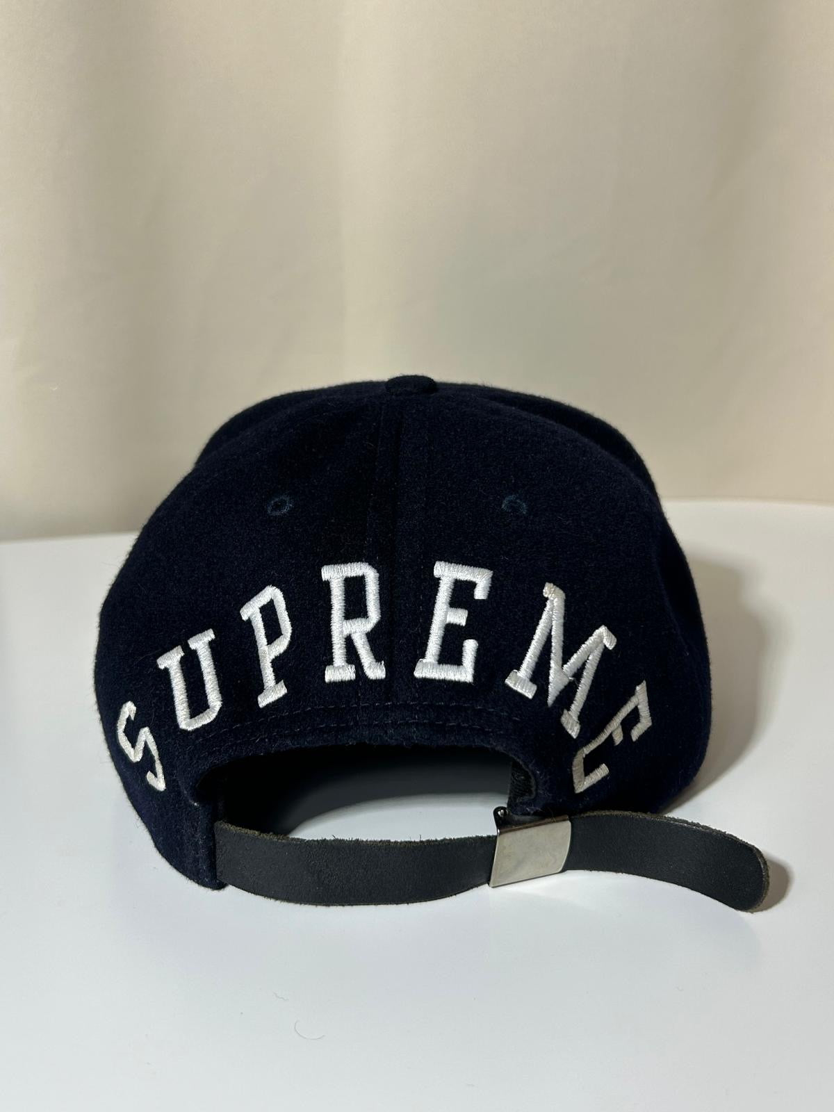 Casquette Supreme x Loro Piana en laine