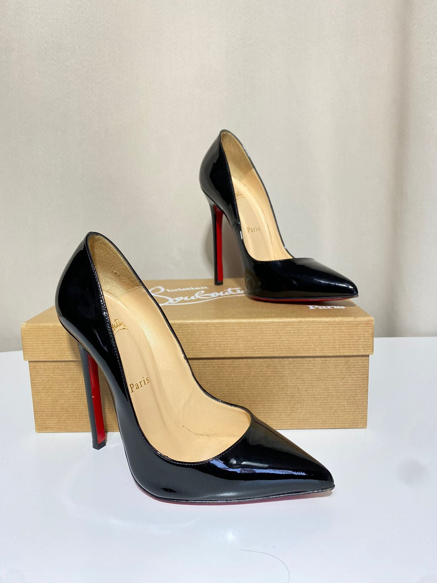 Louboutin – Seconde Main Authentifiée | Héritage du Luxe