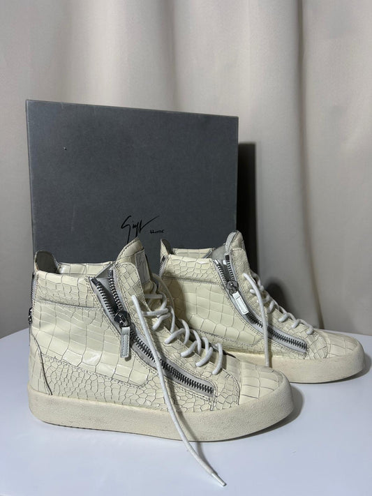 Sneakers montantes Giuseppe Zanotti blanches en cuir effet crocodile avec boîte – Taille 43 homme – Seconde main
