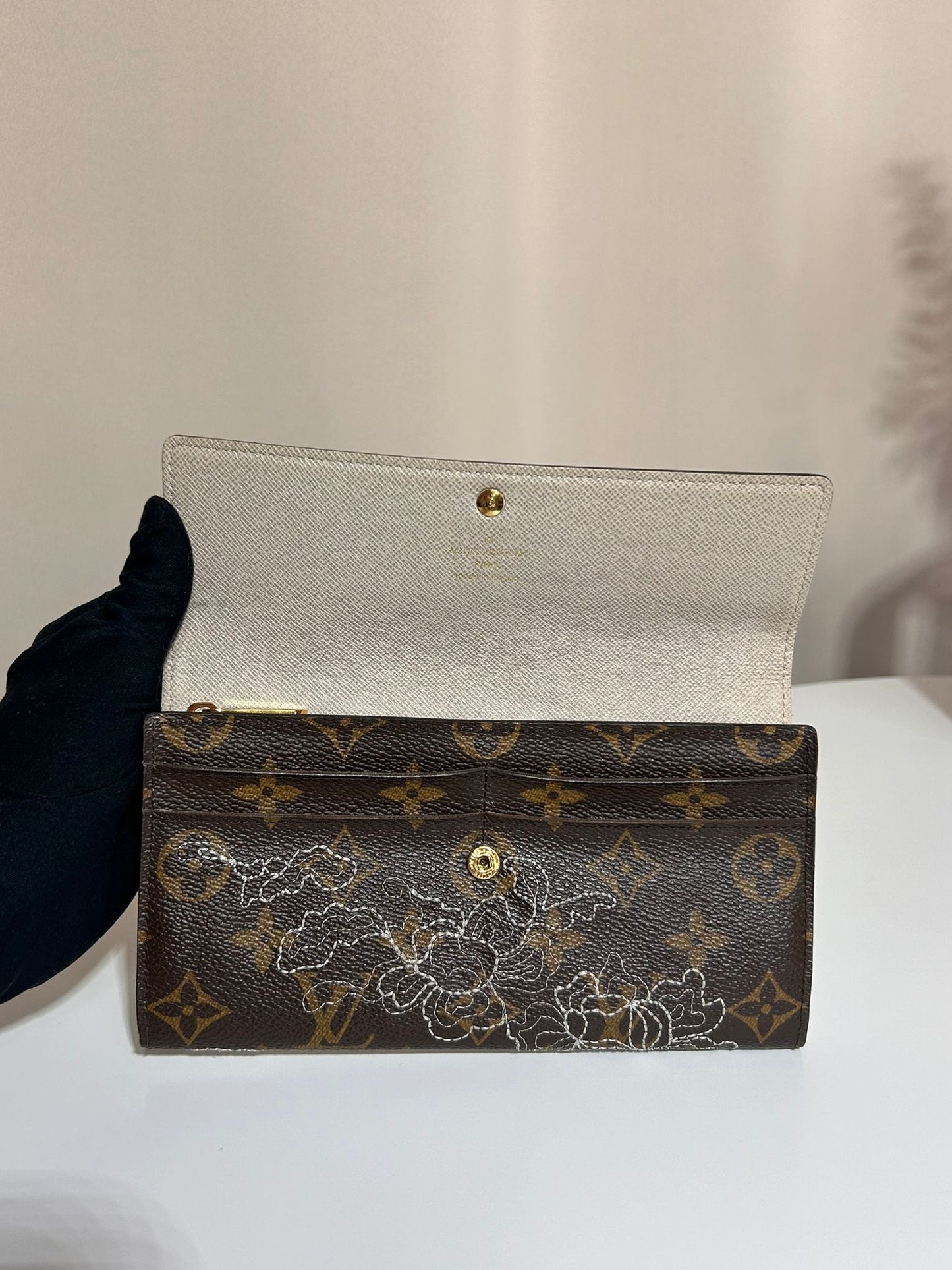 Portefeuille Louis Vuitton Sarah Dentelle