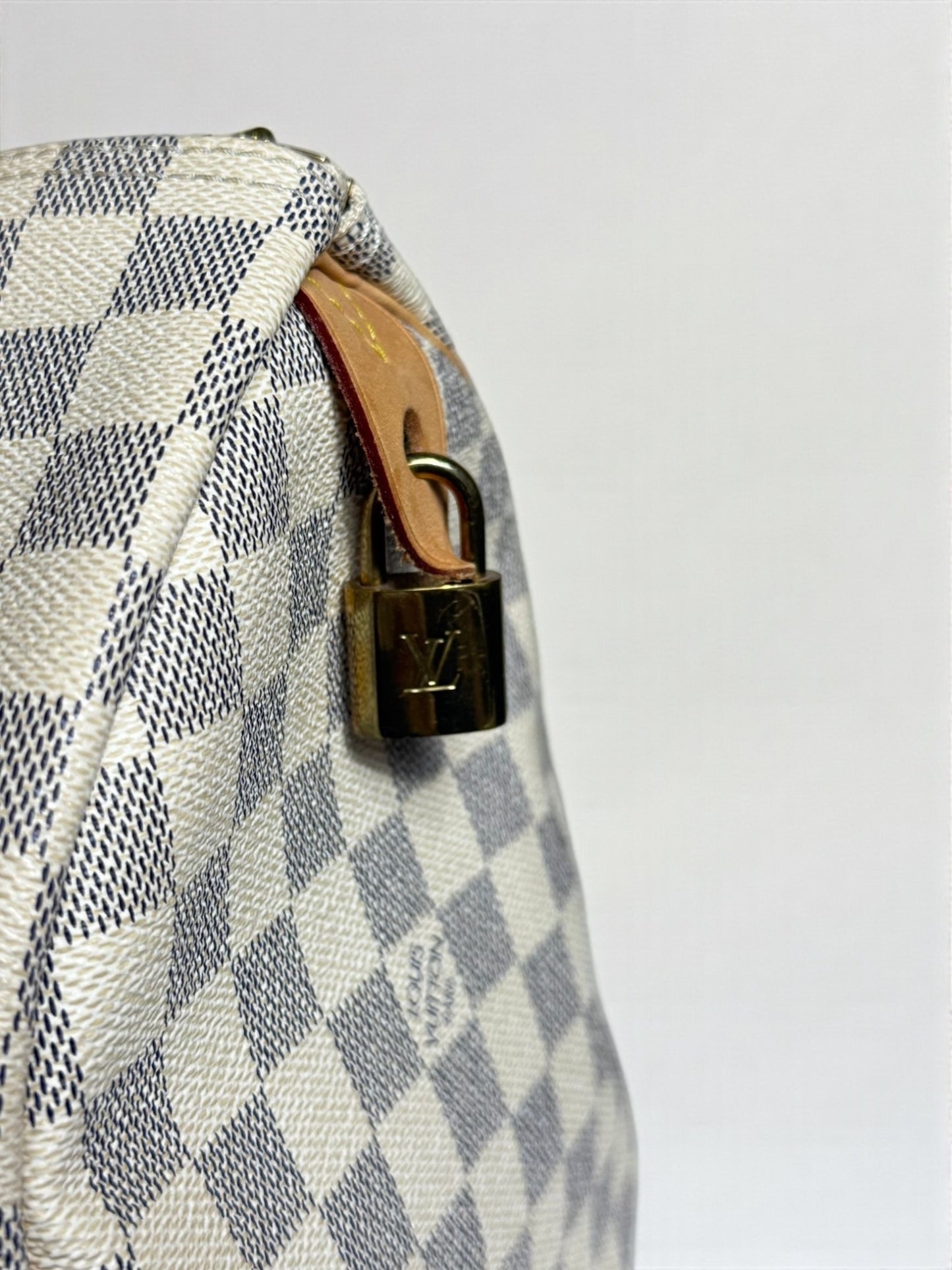 Sac Louis Vuitton Speedy 30 Damier Azur – vue de face – Héritage du Luxe