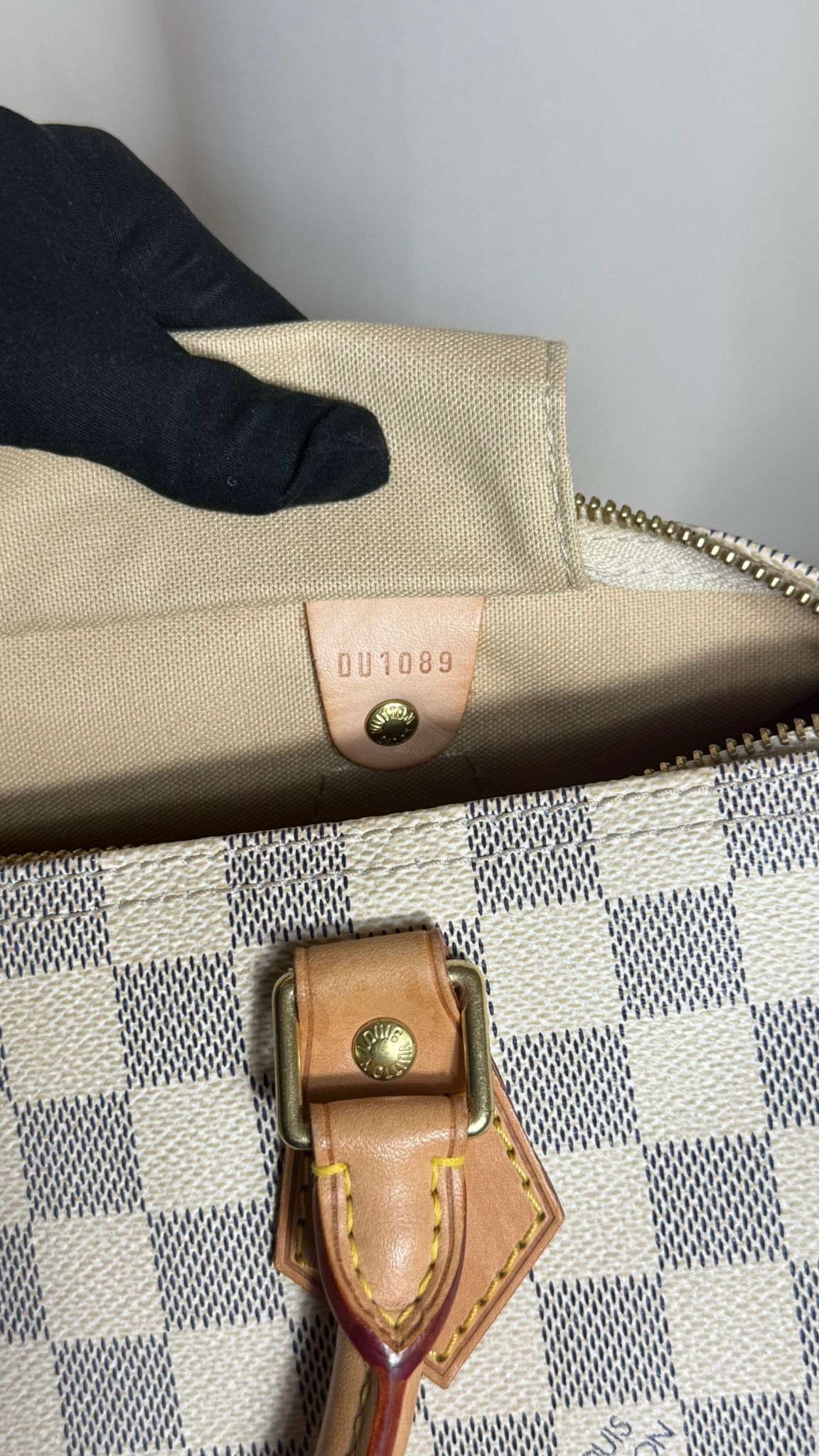 Sac Louis Vuitton Speedy 30 Damier Azur – vue de face – Héritage du Luxe