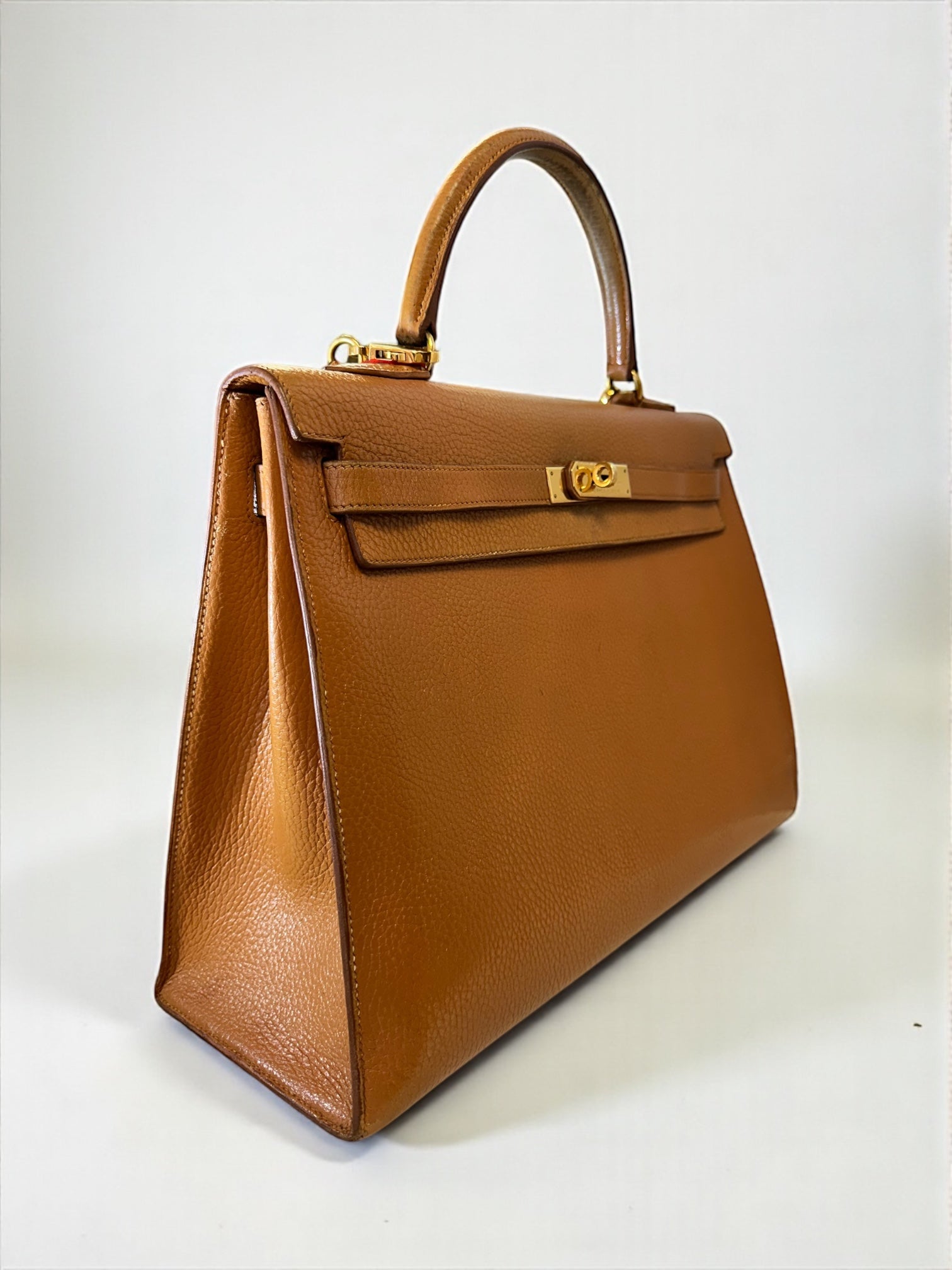 Sac Hermès Kelly 35 Togo Gold vue avant