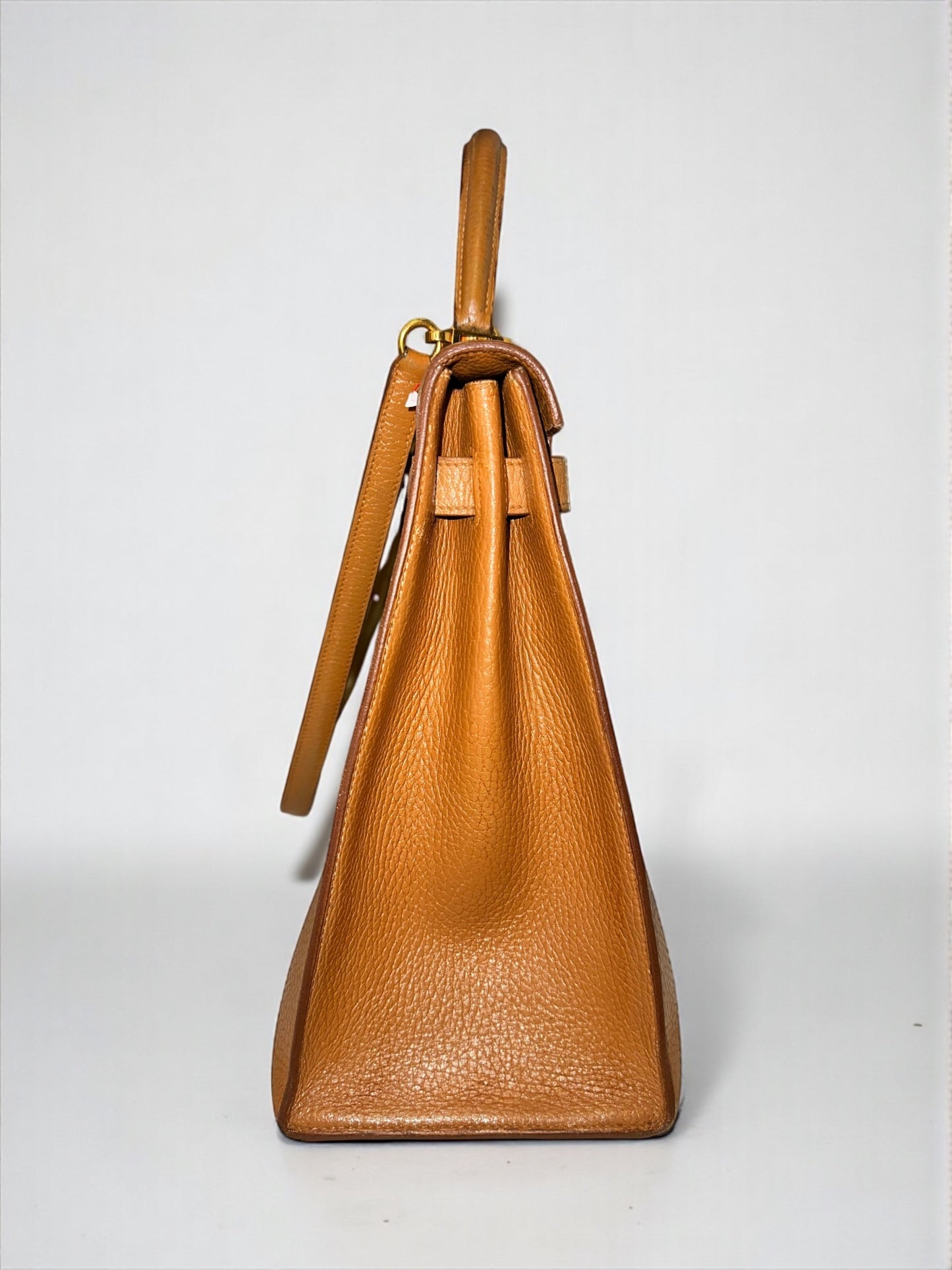 Sac Hermès Kelly 35 Togo Gold vue avant