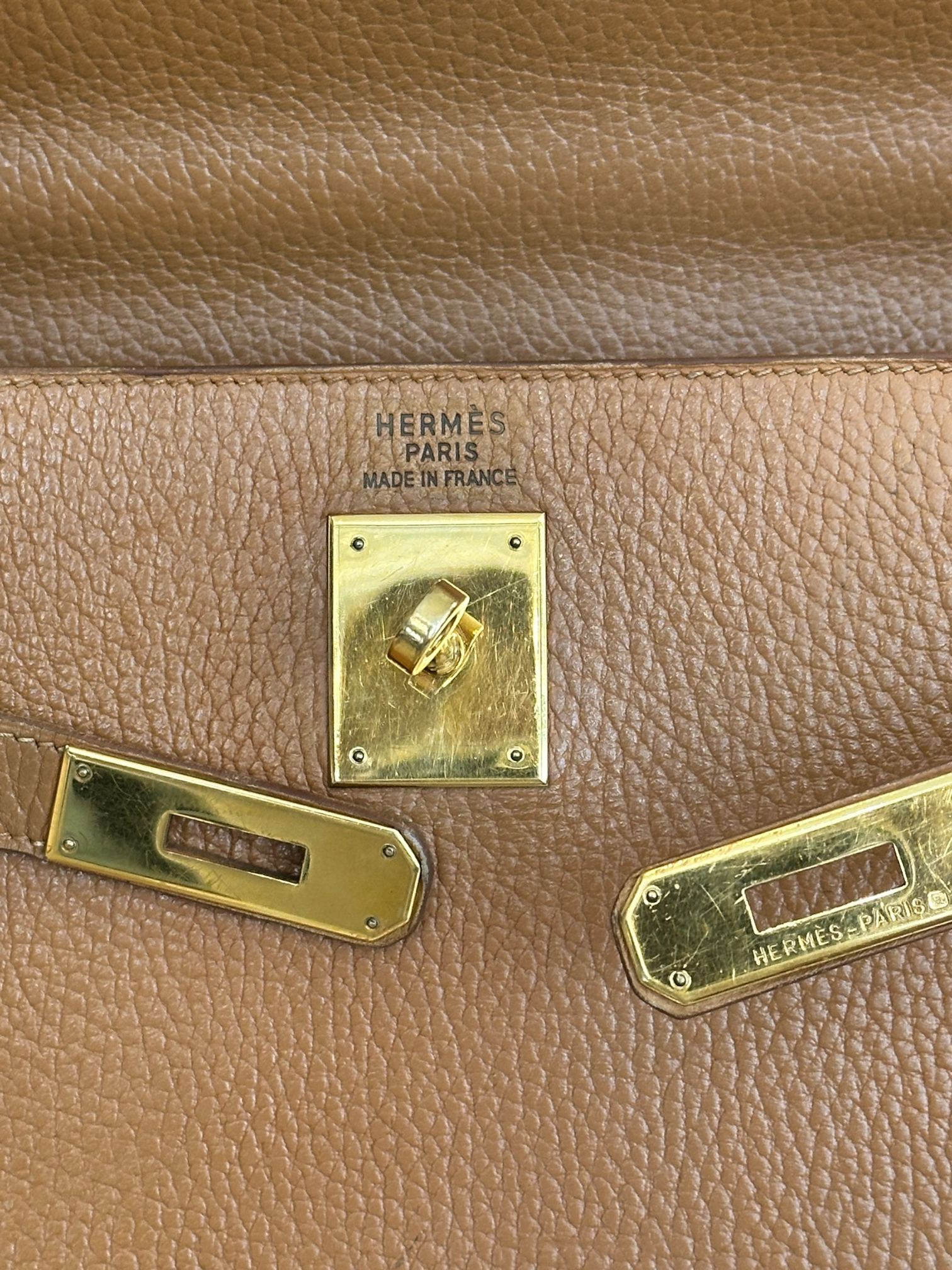 Sac Hermès Kelly 35 Togo Gold vue avant