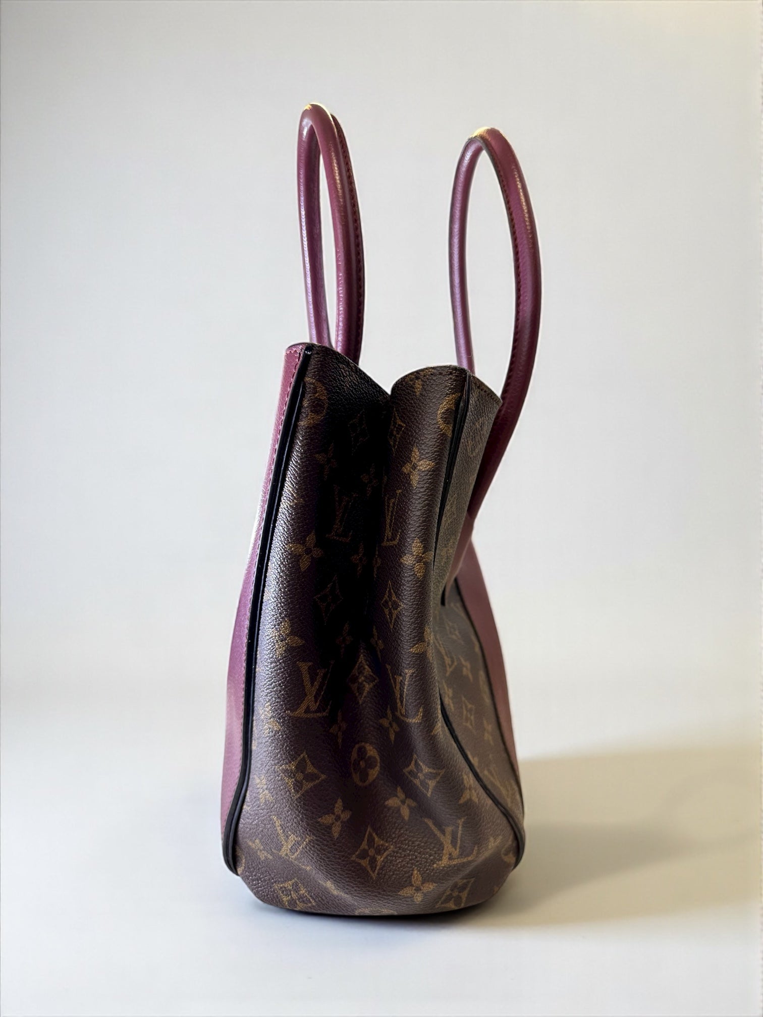 Sac cabas Louis Vuitton Kimono en cuir rose et toile monogram marron – face avant.
