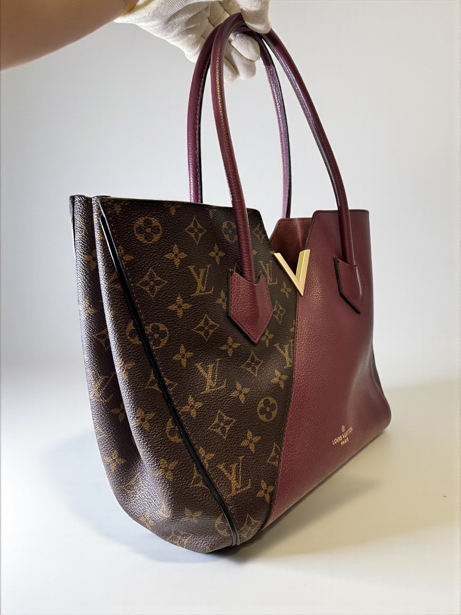 Sac cabas Louis Vuitton Kimono en cuir rose et toile monogram marron – face avant.