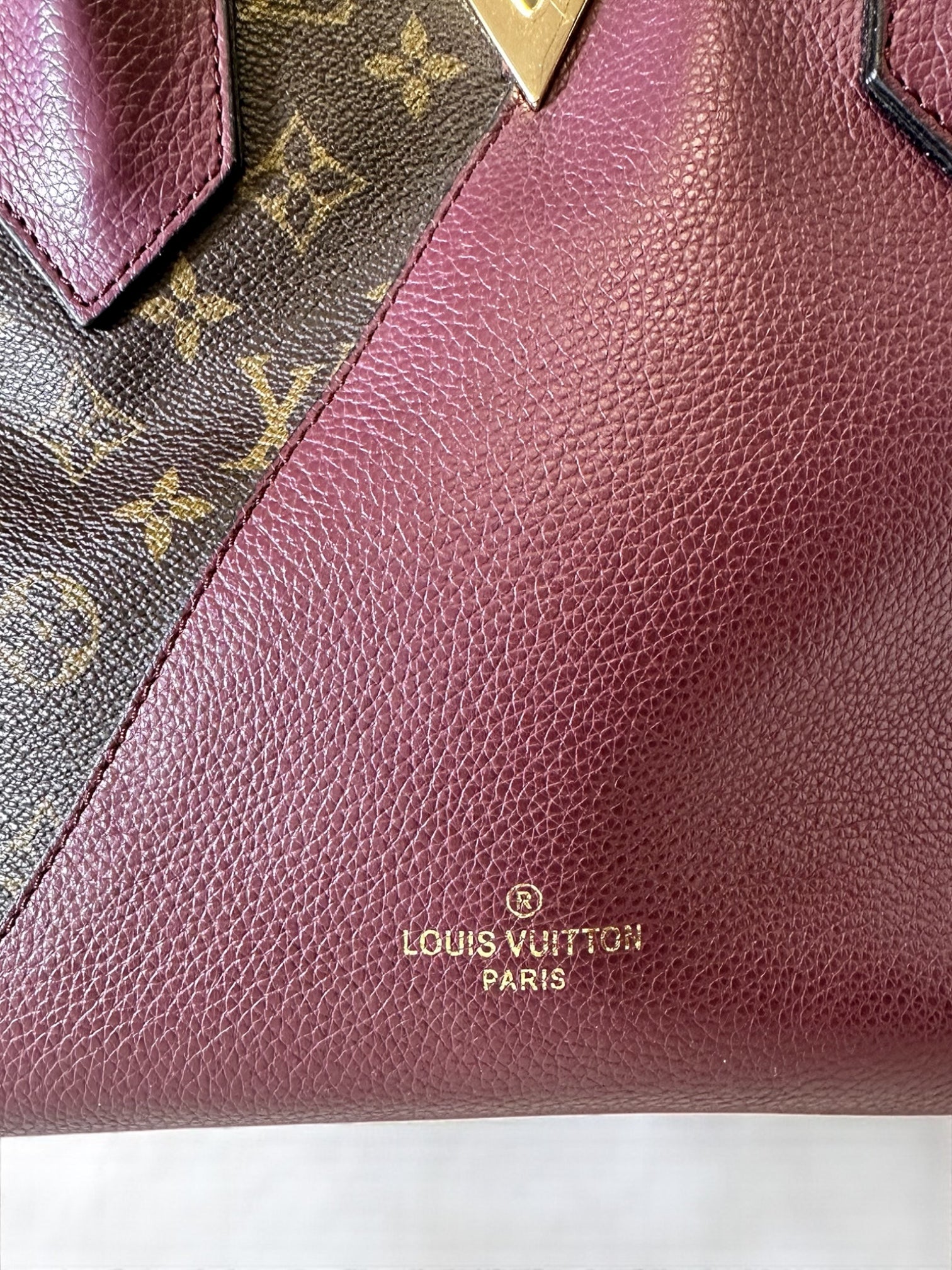 Sac cabas Louis Vuitton Kimono en cuir rose et toile monogram marron – face avant.