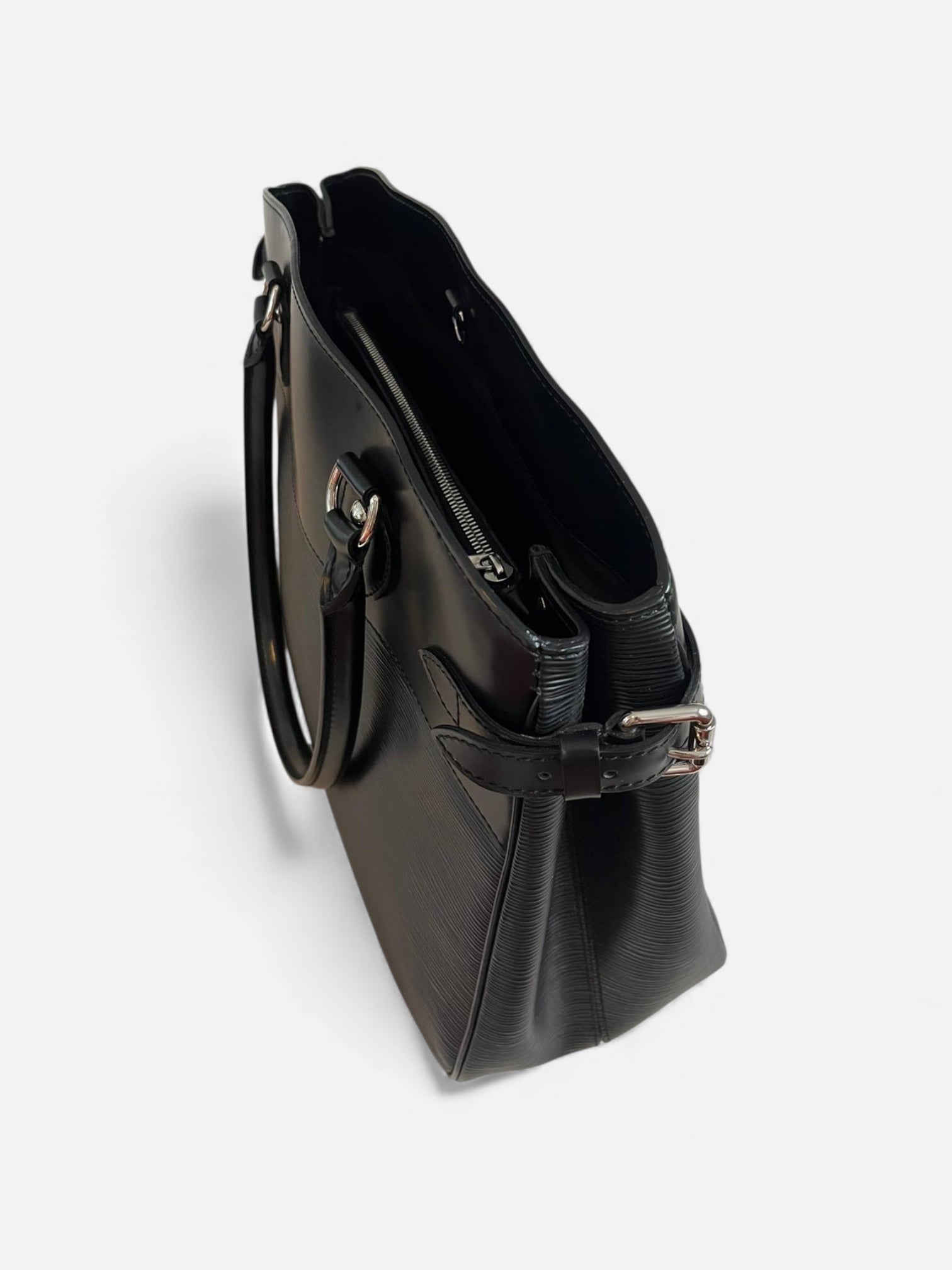 Sac Louis Vuitton Passy en cuir Épi noir seconde main – Héritage du Luxe
