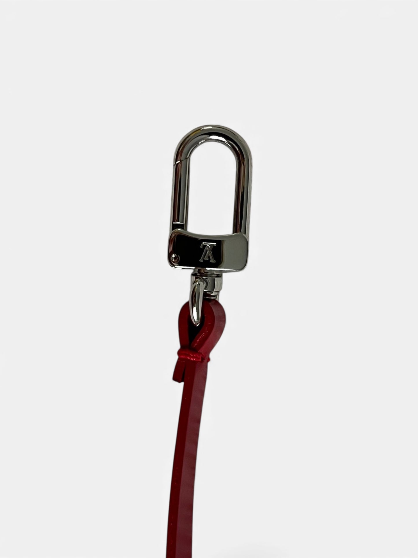 Sac Louis Vuitton Soufflot rouge en cuir Épi – vue face