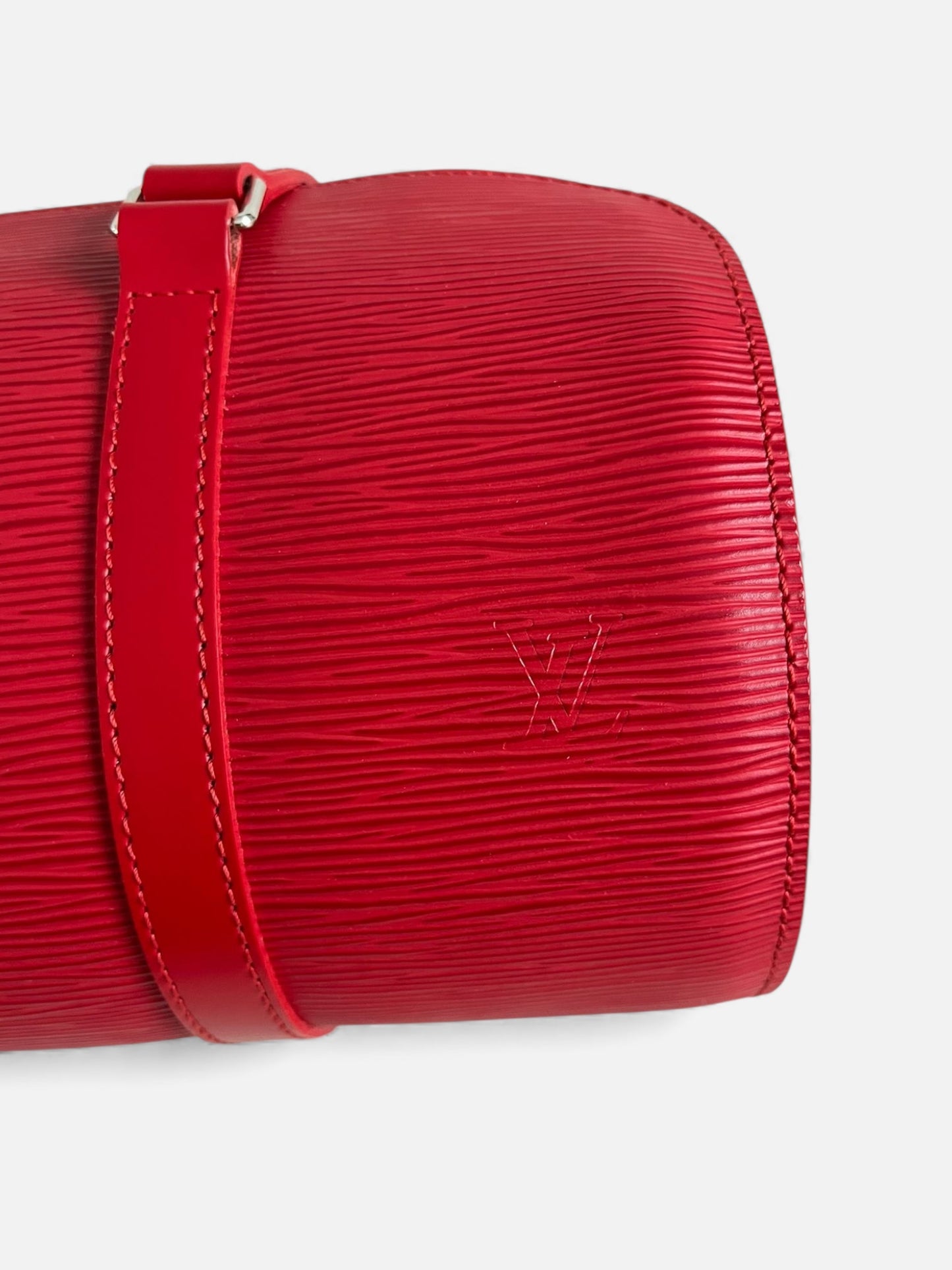 Sac Louis Vuitton Soufflot rouge en cuir Épi – vue face